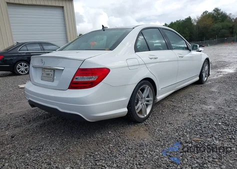 2013 Mercedes-Benz C 250 Sport from USA, damaged, VIN WDDGF4HB6DR290424